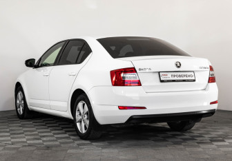 Подержанный автомобиль Skoda Octavia Liftback 2014 года (7 фото)