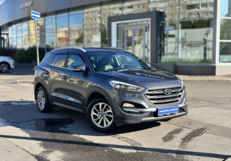 Подержанный автомобиль Hyundai Tucson 2017 года (3 фото)