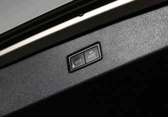 Подержанный автомобиль Volkswagen Tiguan 2017 года (24 фото)