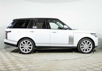 Подержанный автомобиль Land Rover Range Rover 2015 года (4 фото)