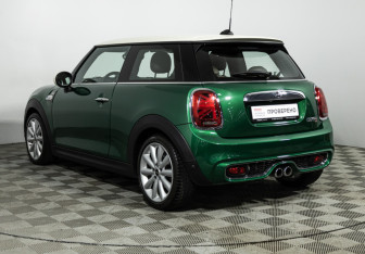 Подержанный автомобиль MINI Hatch 2019 года (7 фото)