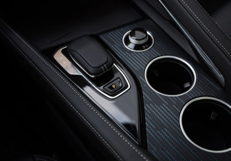 Подержанный автомобиль Zeekr 001 2023 года (21 фото)