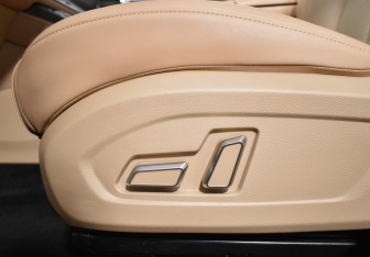 Подержанный автомобиль Evolute i-SPACE 2024 года (23 фото)