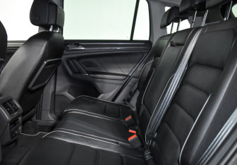 Подержанный автомобиль Volkswagen Tiguan 2018 года (13 фото)