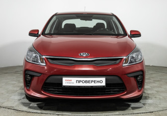 Подержанный автомобиль Kia Rio Sedan 2018 года (2 фото)