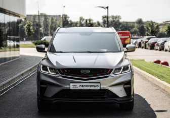 Подержанный автомобиль Geely Coolray 2020 года (4 фото)