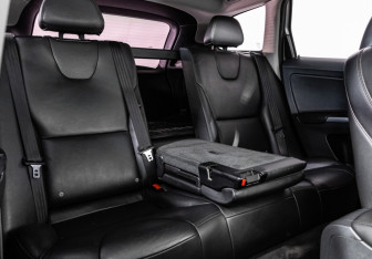 Подержанный автомобиль Volvo XC60 2017 года (20 фото)