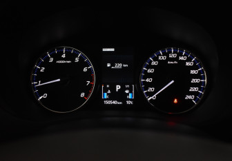 Подержанный автомобиль Mitsubishi Outlander 2017 года (19 фото)