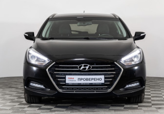Подержанный автомобиль Hyundai i40 Wagon 2016 года (2 фото)