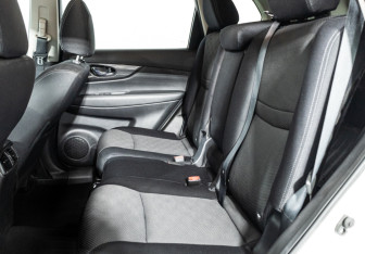 Подержанный автомобиль Nissan X-Trail 2018 года (10 фото)