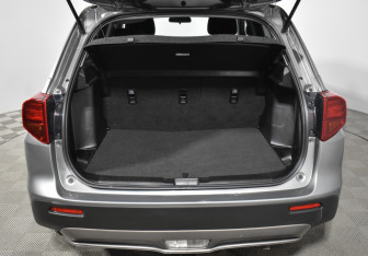 Подержанный автомобиль Suzuki Vitara 2020 года (22 фото)