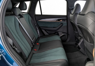 Новый Geely Monjaro 2025 (12 фото)