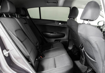 Подержанный автомобиль Kia Sportage 2016 года (19 фото)