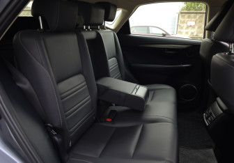 Подержанный автомобиль Lexus NX 2017 года (13 фото)