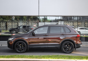 Подержанный автомобиль Volkswagen Tiguan 2021 года (9 фото)