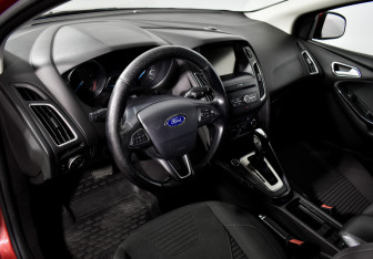 Подержанный автомобиль Ford Focus Wagon 2016 года (9 фото)