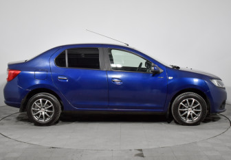 Подержанный автомобиль Renault Logan Sedan 2018 года (4 фото)