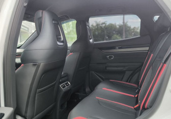 Подержанный автомобиль Jetour Dashing 2024 года (12 фото)