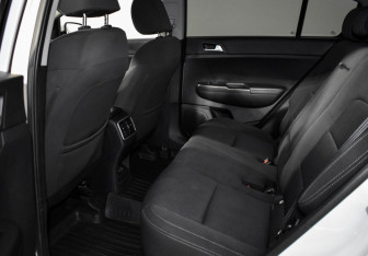 Подержанный автомобиль Kia Sportage 2018 года (11 фото)