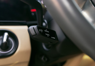 Подержанный автомобиль Porsche Cayenne 2018 года (31 фото)