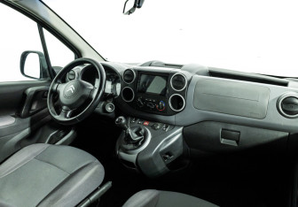 Подержанный автомобиль Citroen Berlingo 2012 года (9 фото)