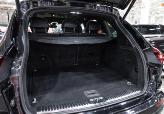 Подержанный автомобиль Porsche Cayenne 2017 года (31 фото)