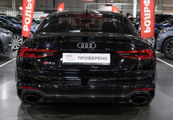 Подержанный автомобиль Audi RS 5 Coupe 2017 года (14 фото)