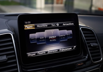 Подержанный автомобиль Mercedes-Benz GLE 2018 года (17 фото)