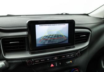 Подержанный автомобиль Kia Ceed Hatchback 2019 года (15 фото)