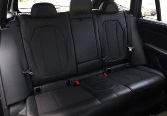 Подержанный автомобиль BMW X3 2021 года (28 фото)