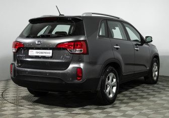 Подержанный автомобиль Kia Sorento 2020 года (15 фото)