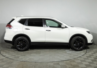 Подержанный автомобиль Nissan X-Trail 2018 года (4 фото)