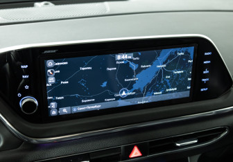 Подержанный автомобиль Hyundai Sonata 2022 года (18 фото)