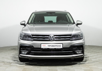 Подержанный автомобиль Volkswagen Tiguan 2018 года (2 фото)