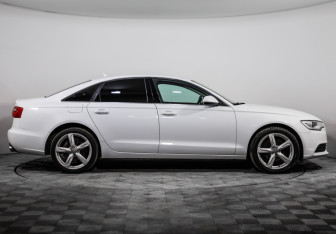 Подержанный автомобиль Audi A6 Sedan 2013 года (4 фото)