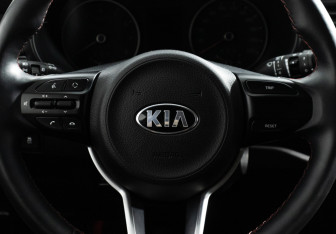 Подержанный автомобиль Kia Rio Hatchback 2020 года (22 фото)