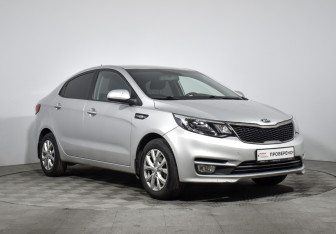 Подержанный автомобиль Kia Rio Sedan 2017 года (3 фото)