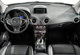Подержанный автомобиль Renault Koleos 2014 года (15 фото)