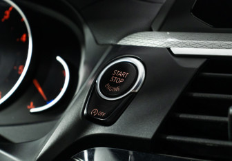 Подержанный автомобиль BMW X4 2019 года (19 фото)