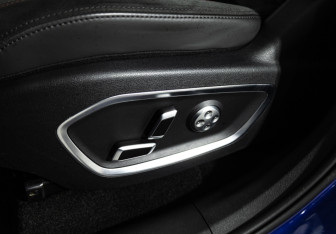 Подержанный автомобиль Geely Tugella 2022 года (22 фото)
