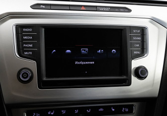 Подержанный автомобиль Volkswagen Passat Sedan 2016 года (21 фото)