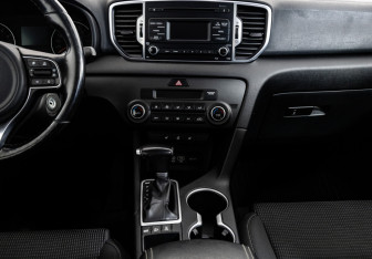 Подержанный автомобиль Kia Sportage 2018 года (12 фото)