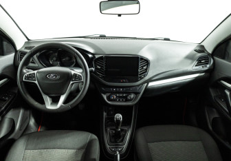 Подержанный автомобиль LADA (ВАЗ) Vesta Sedan 2018 года (13 фото)