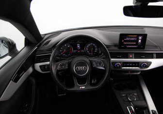 Подержанный автомобиль Audi A5 Liftback 2019 года (10 фото)