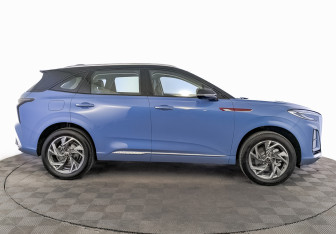 Новый Hongqi HS3 2025 (4 фото)