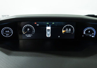 Подержанный автомобиль Changan UNI-V 2024 года (12 фото)