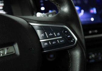 Подержанный автомобиль Haval F7 2021 года (19 фото)