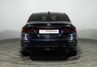 Подержанный автомобиль Kia Cerato Sedan 2020 года (6 фото)