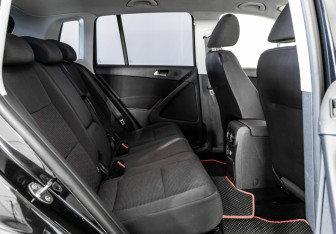 Подержанный автомобиль Volkswagen Tiguan 2013 года (20 фото)