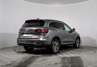 Подержанный автомобиль Renault Koleos 2017 года (5 фото)